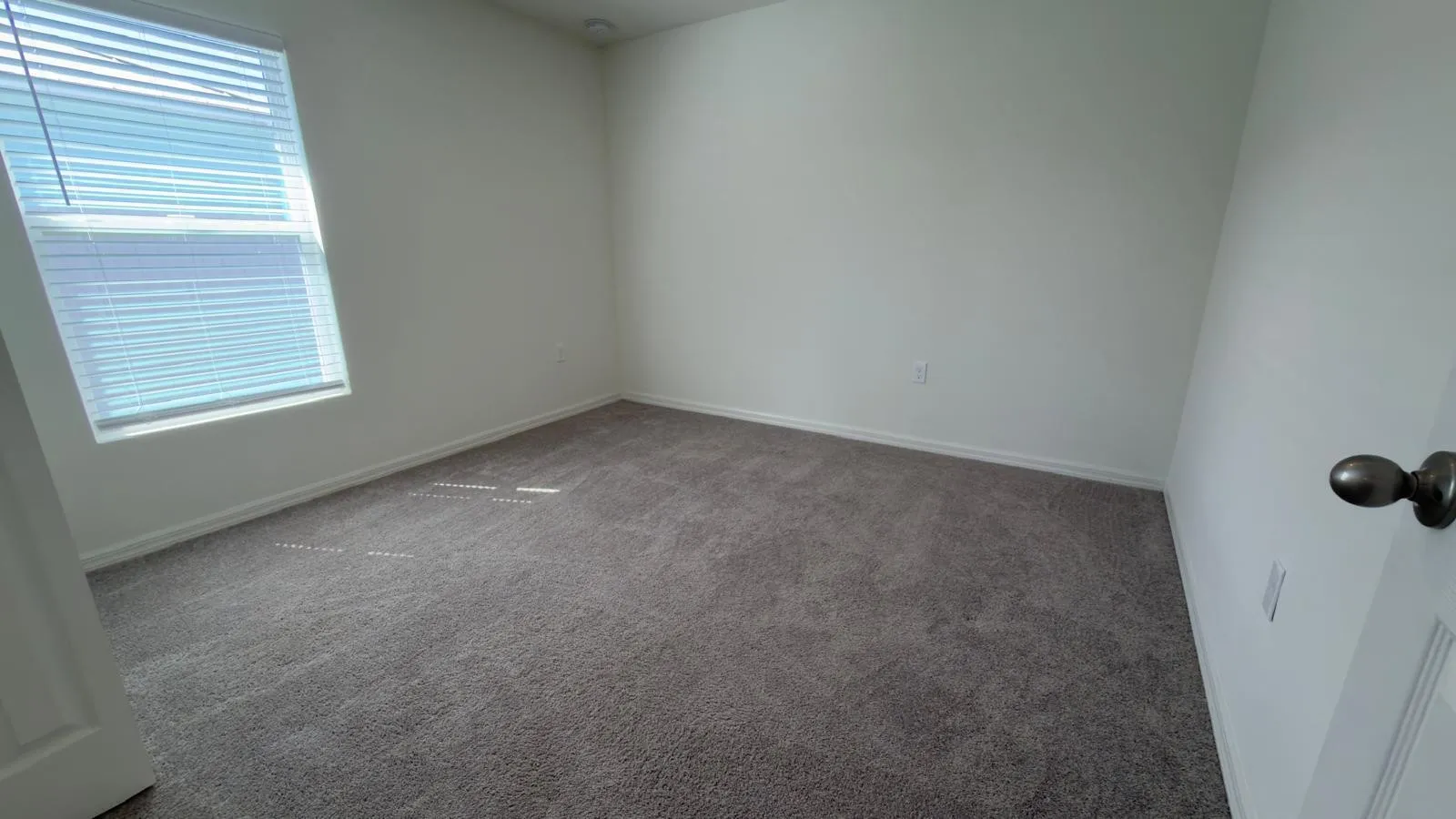 bedroom2 bedroom2